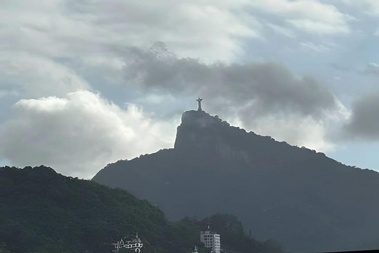 Santos Vahlis * Rio de Janeiro